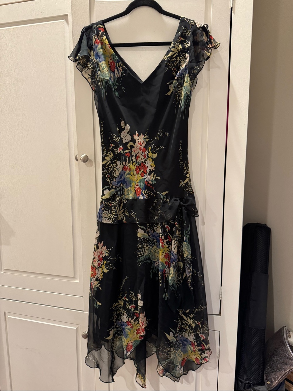 Vintage Black Floral V-Neck Chiffon Dress